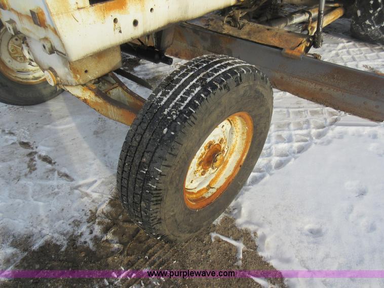 image for item J1950 Huber road maintainer