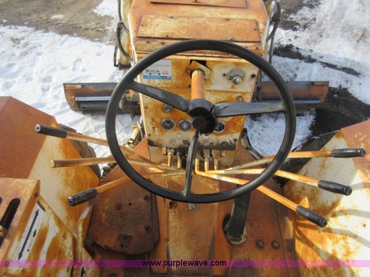 image for item J1950 Huber road maintainer