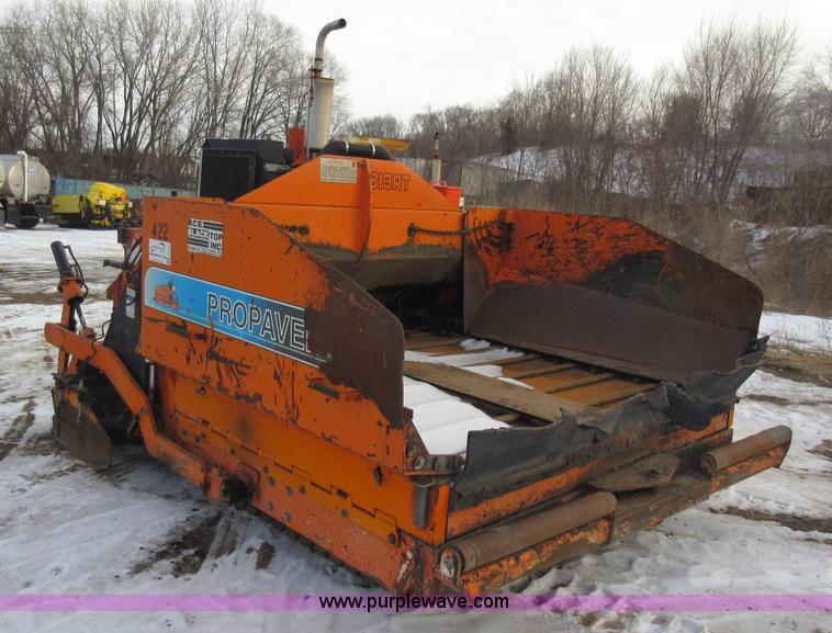 image for item J1952 Pro-paver 813RT tracked paver