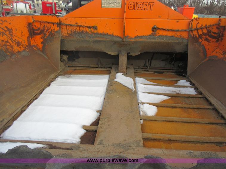 image for item J1952 Pro-paver 813RT tracked paver