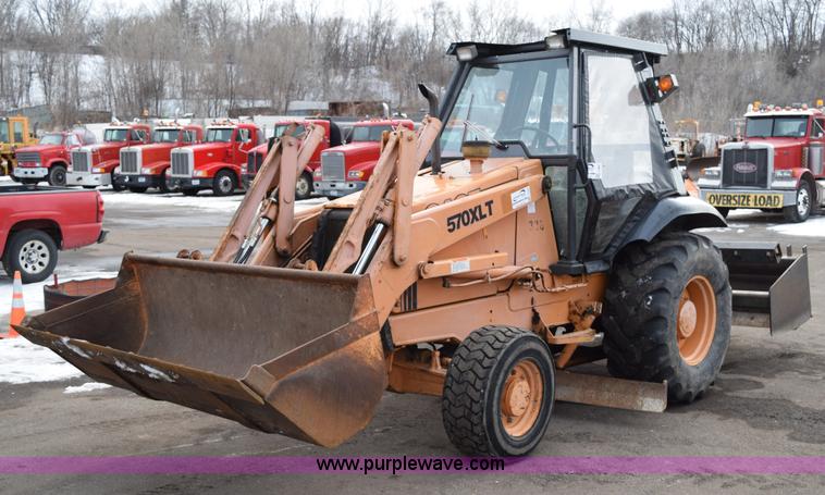 image for item J1954 1998 Case 570XLT landscape loader