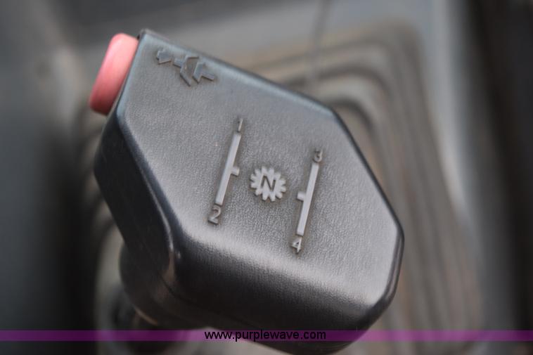 image for item J1954 1998 Case 570XLT landscape loader