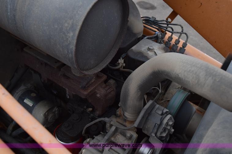 image for item J1954 1998 Case 570XLT landscape loader