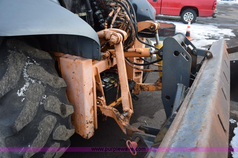 image for item J1954 1998 Case 570XLT landscape loader