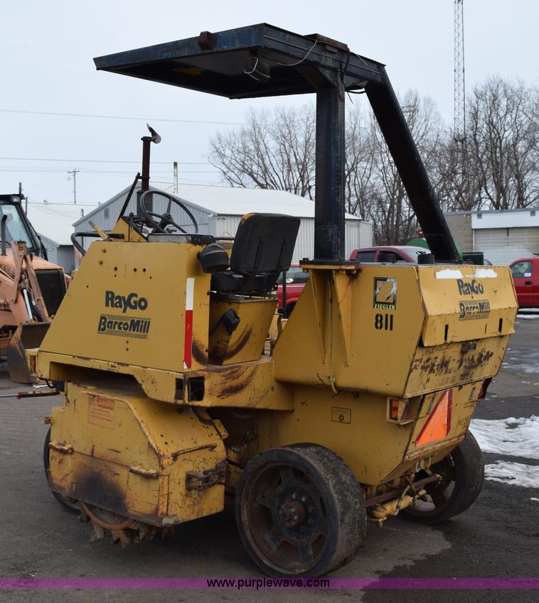 image for item J1955 Raygo 100 milling machine