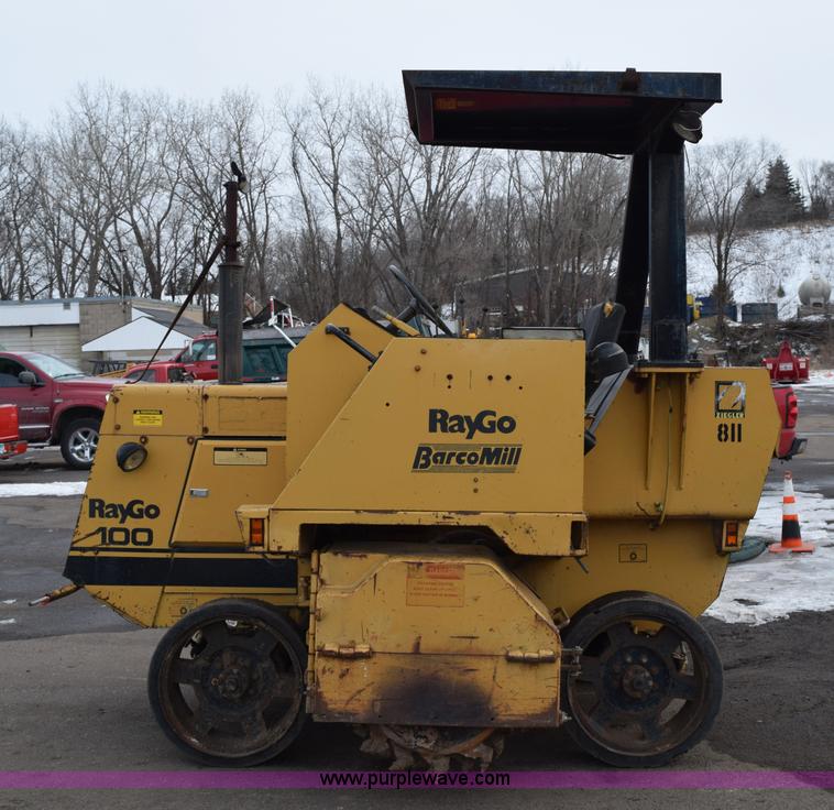 image for item J1955 Raygo 100 milling machine