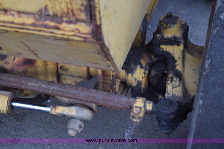 image for item J1955 Raygo 100 milling machine