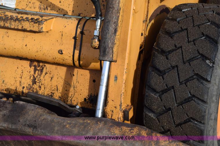 image for item J1956 1996 Case 1845C skid steer