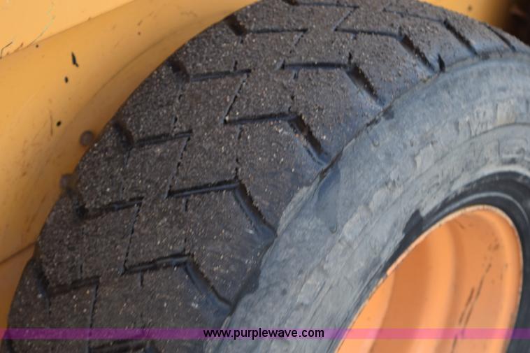 image for item J1956 1996 Case 1845C skid steer