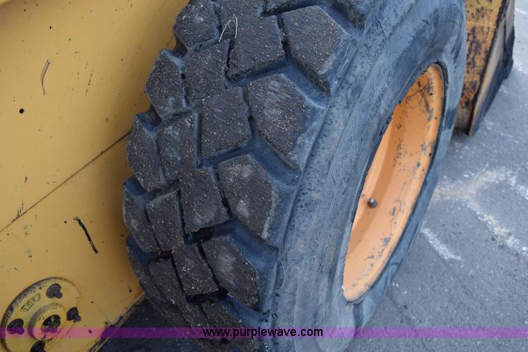 image for item J1957 1995 Case 1845C skid steer