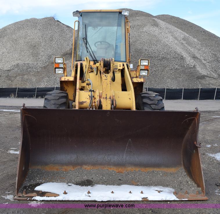 image for item J1959 1993 Case 621B wheel loader