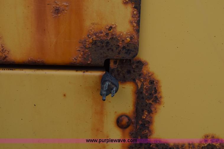 image for item J1959 1993 Case 621B wheel loader