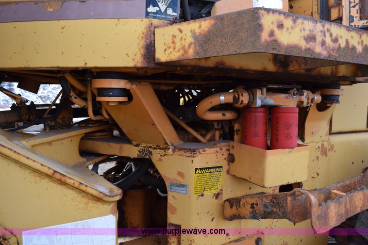 image for item J1959 1993 Case 621B wheel loader