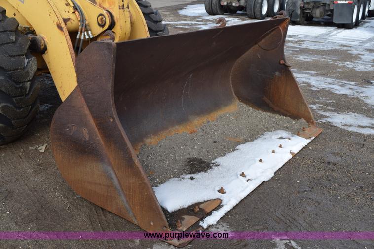 image for item J1959 1993 Case 621B wheel loader