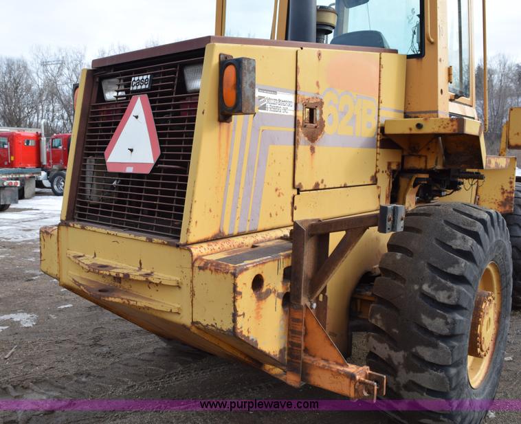 image for item J1959 1993 Case 621B wheel loader