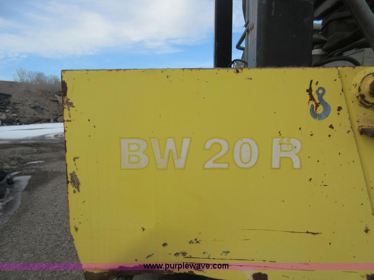 image for item J1963 Bomag BW20R pneumatic roller