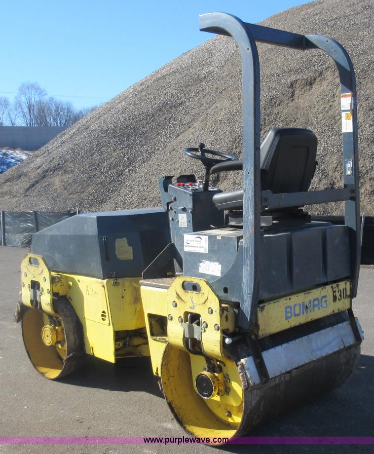 image for item J1966 Bomag BW120AD-3 vibratory double drum roller