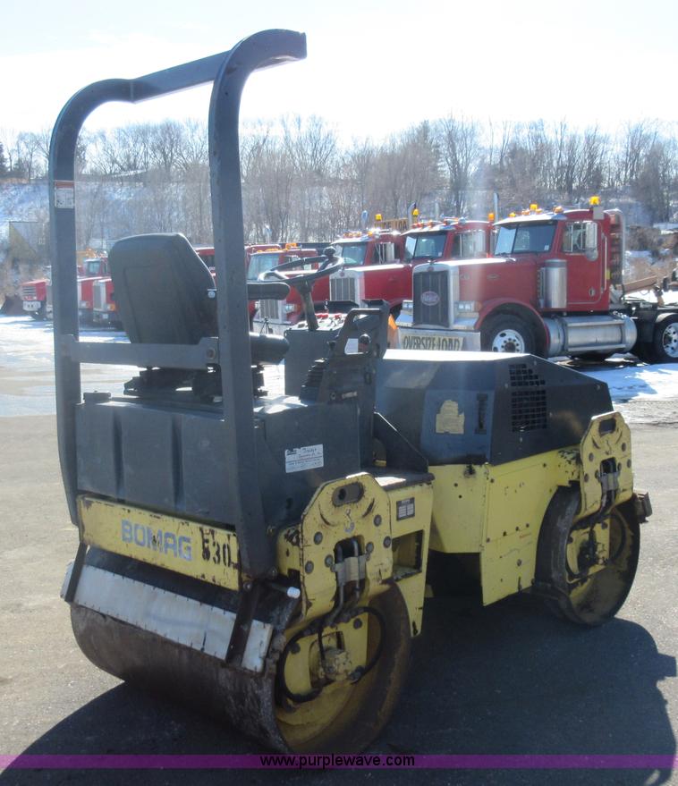 image for item J1966 Bomag BW120AD-3 vibratory double drum roller