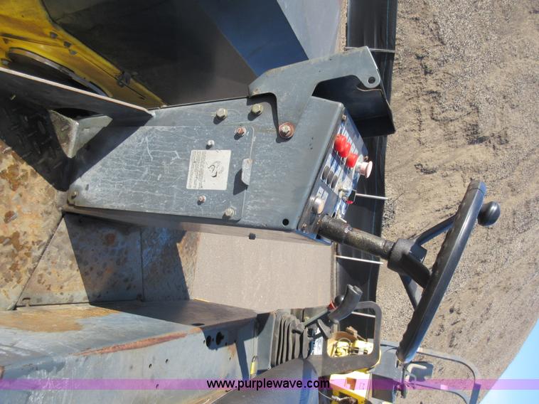 image for item J1966 Bomag BW120AD-3 vibratory double drum roller