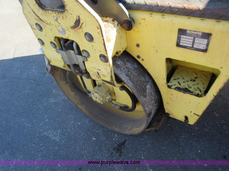 image for item J1966 Bomag BW120AD-3 vibratory double drum roller