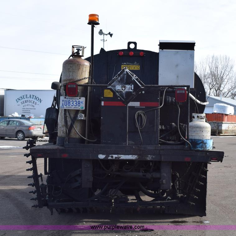 image for item J1967 1999 Mack MS300F oil distributor truck