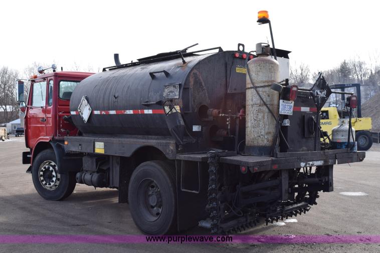 image for item J1967 1999 Mack MS300F oil distributor truck