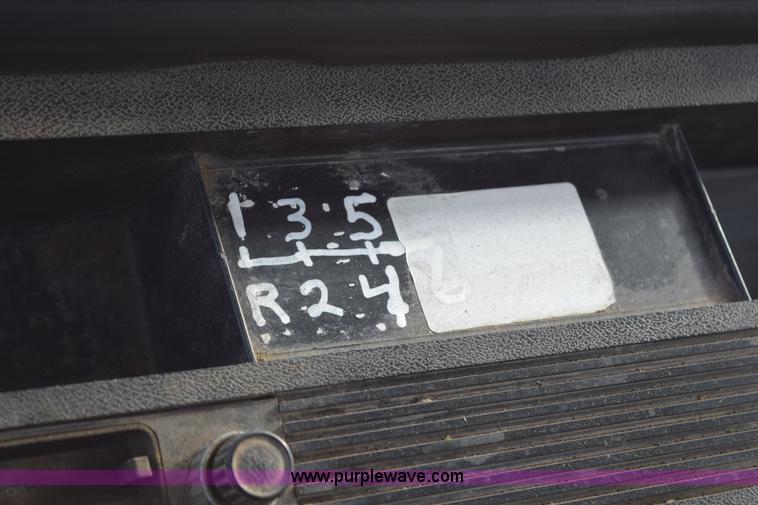 image for item J1967 1999 Mack MS300F oil distributor truck