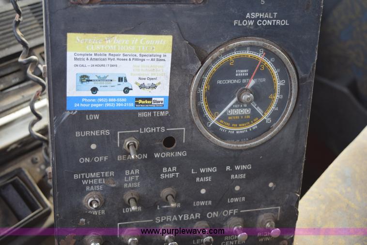 image for item J1967 1999 Mack MS300F oil distributor truck