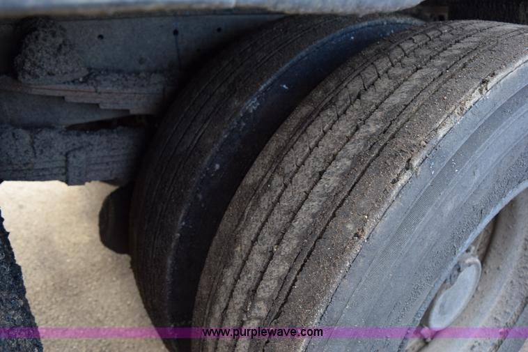 image for item J1967 1999 Mack MS300F oil distributor truck