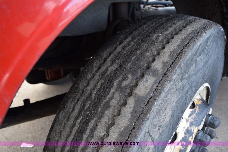 image for item J1967 1999 Mack MS300F oil distributor truck