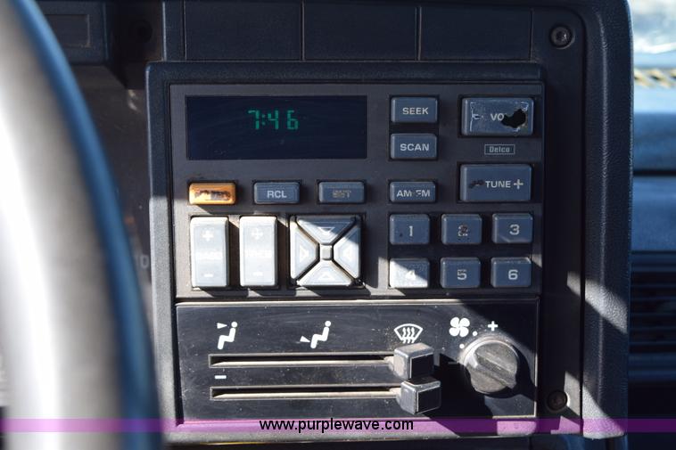 image for item J1971 1994 Chevrolet Kodiak dump truck