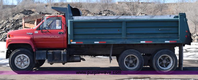 image for item J1972 1994 GMC TopKick dump truck