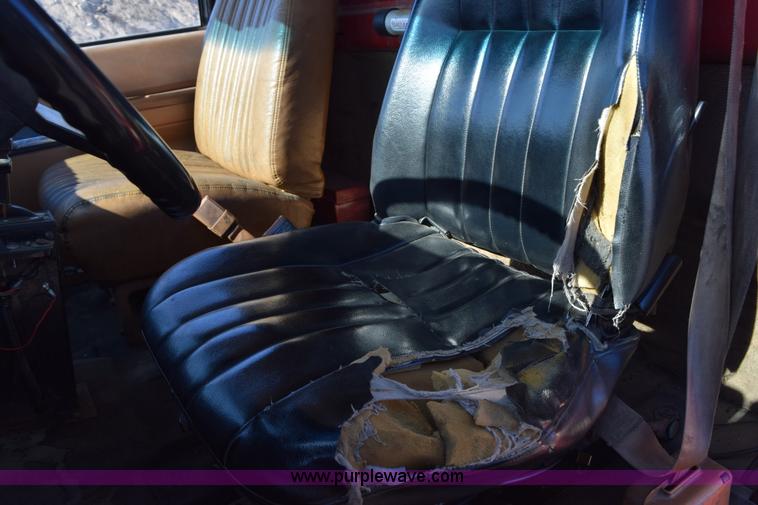 image for item J1972 1994 GMC TopKick dump truck