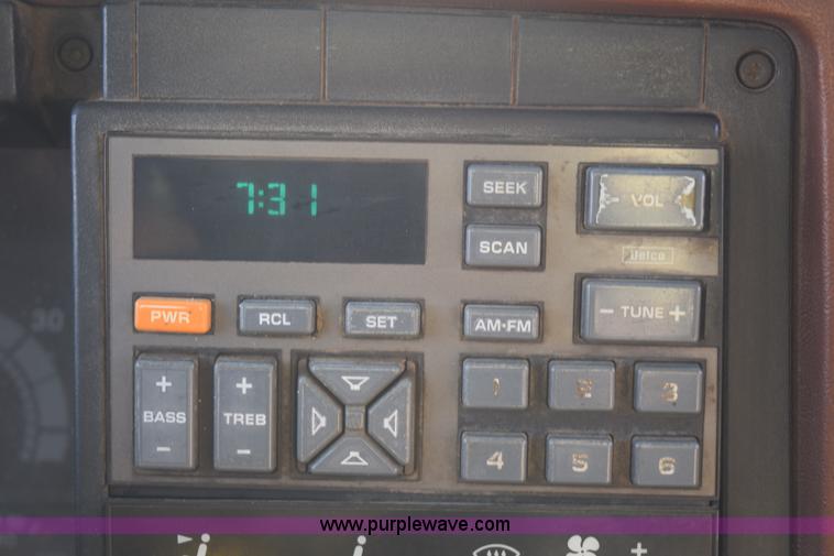 image for item J1972 1994 GMC TopKick dump truck