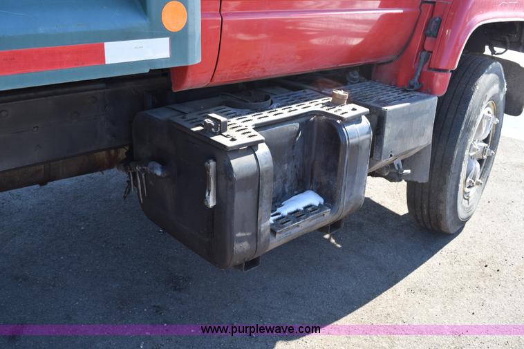 image for item J1972 1994 GMC TopKick dump truck
