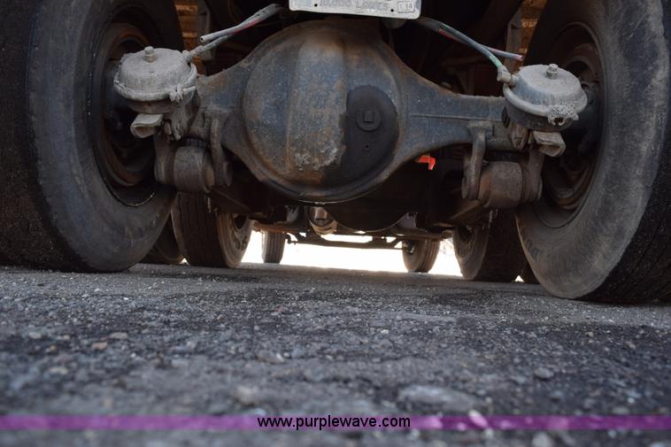 image for item J1972 1994 GMC TopKick dump truck