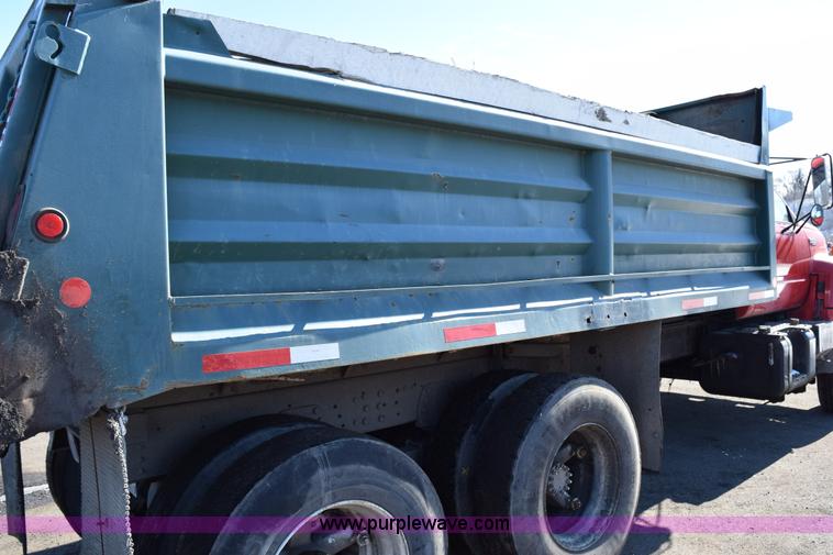 image for item J1972 1994 GMC TopKick dump truck