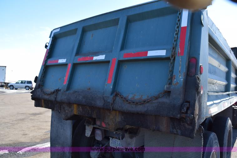 image for item J1972 1994 GMC TopKick dump truck