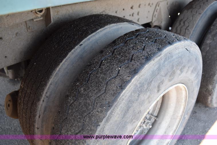 image for item J1972 1994 GMC TopKick dump truck