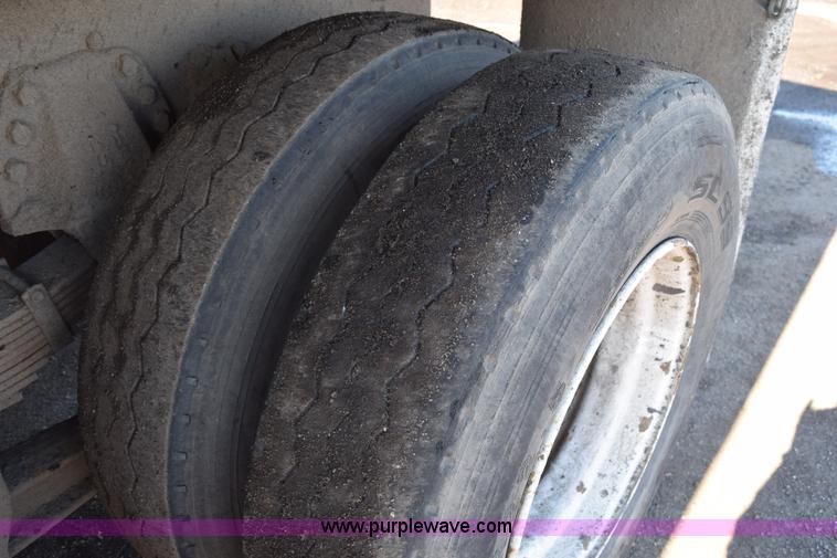 image for item J1972 1994 GMC TopKick dump truck