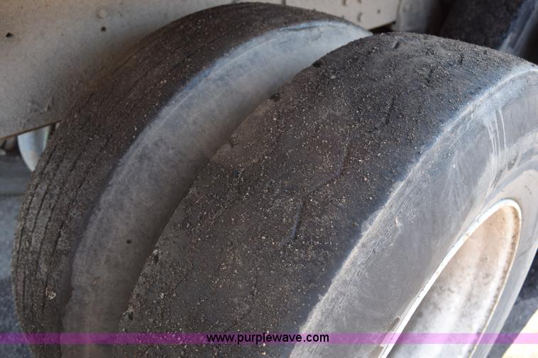 image for item J1972 1994 GMC TopKick dump truck