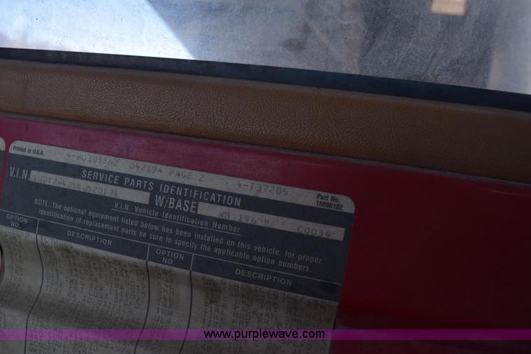 image for item J1972 1994 GMC TopKick dump truck