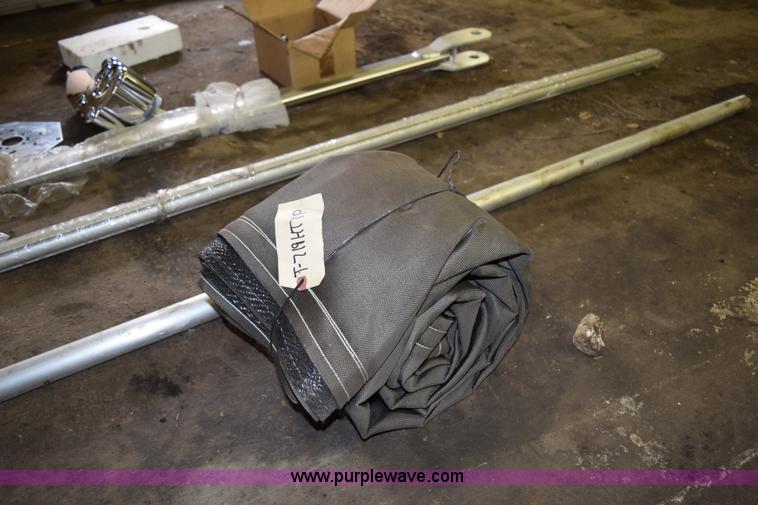 image for item J1972 1994 GMC TopKick dump truck