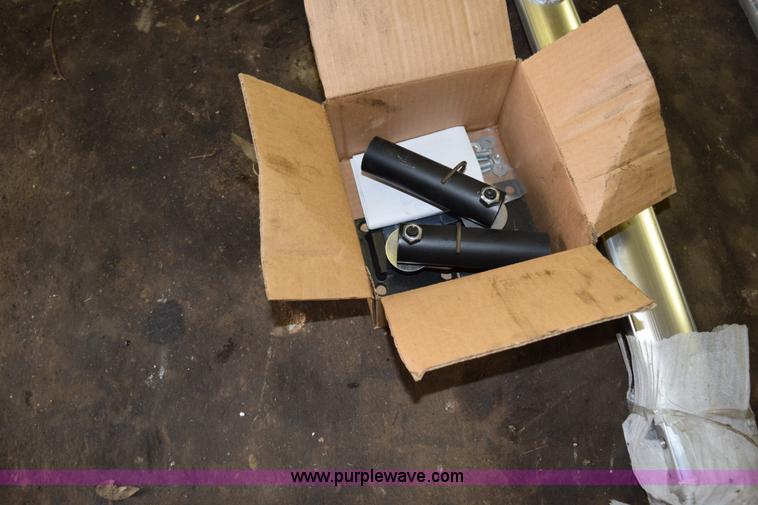 image for item J1972 1994 GMC TopKick dump truck