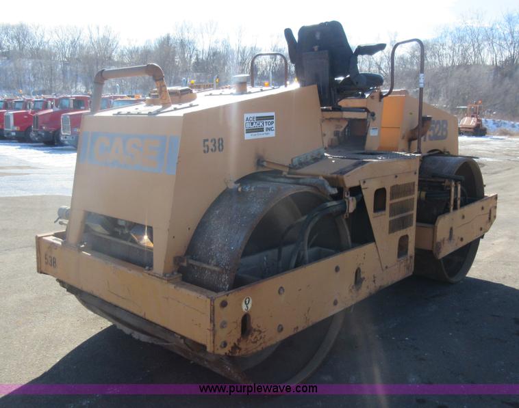image for item J1976 Case 752B vibratory double drum roller