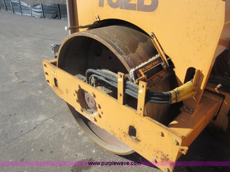 image for item J1976 Case 752B vibratory double drum roller