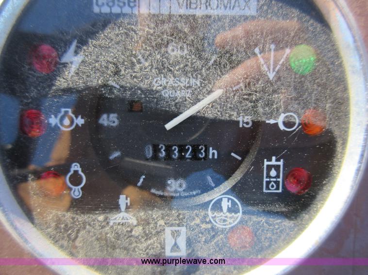 image for item J1976 Case 752B vibratory double drum roller