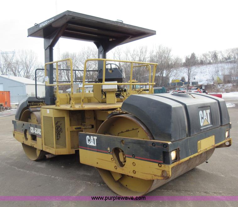 image for item J1978 Caterpillar CB634C vibratory double drum roller