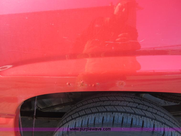 image for item J1980 2003 Chevrolet Silverado 1500 Ext. Cab pickup truck