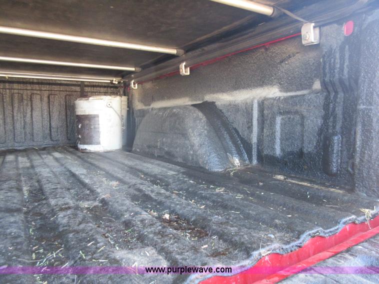 image for item J1980 2003 Chevrolet Silverado 1500 Ext. Cab pickup truck